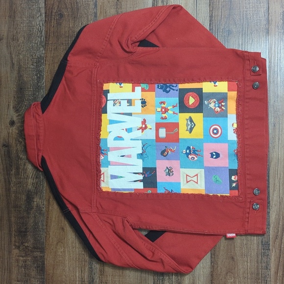 NWT Disney Marvel Pop Art Unisex Red Denim Jacket - Picture 3 of 10